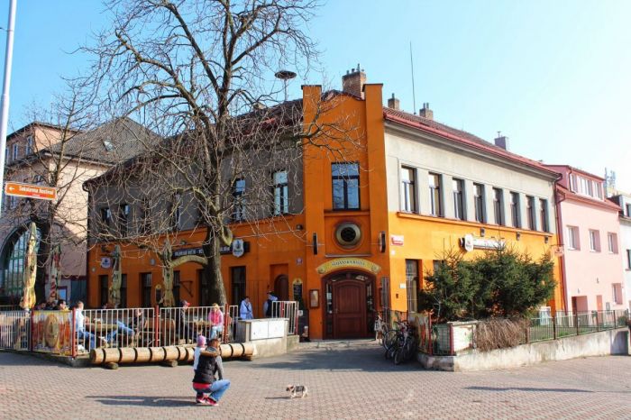 hostivar_prednadrazni-06