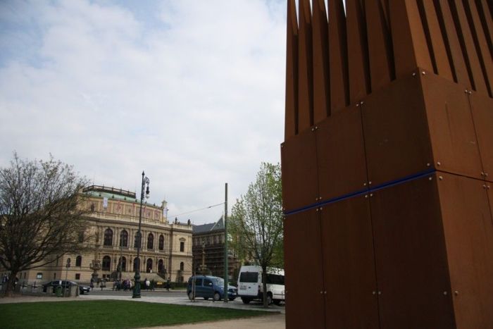 Palachuv pomnik od Johna Hejduka7