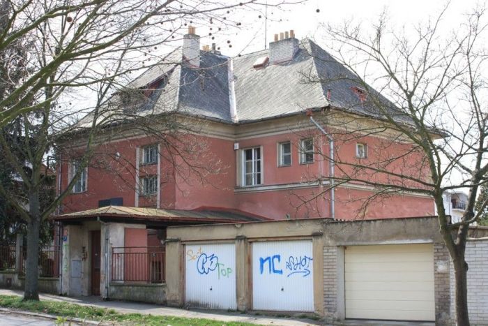 Hofmanova vila_Lopatecká ul