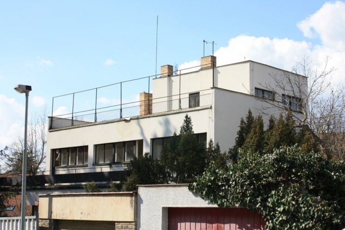 arch Karel Honzík_Nad cementárnou_Langerova vila