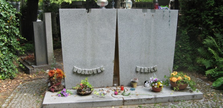 Osobnosti 20. století na Olšanských hřbitovech