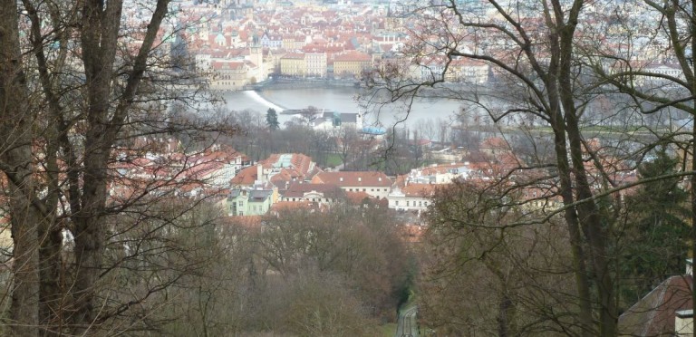 Jarní výšlap na Petřín – NOVÁ VYCHÁZKA