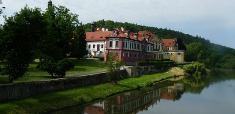 Rozmarné léto Zbraslavské aneb výlet do míst, kde se téměř zastavil čas