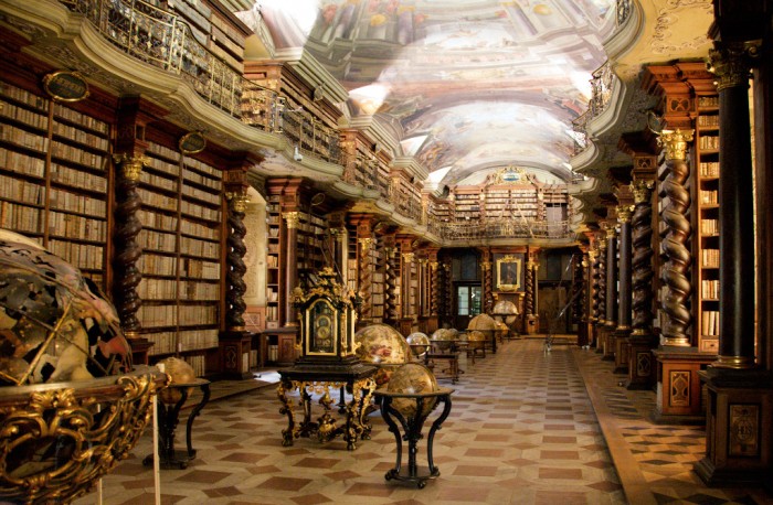 Clementinum-library
