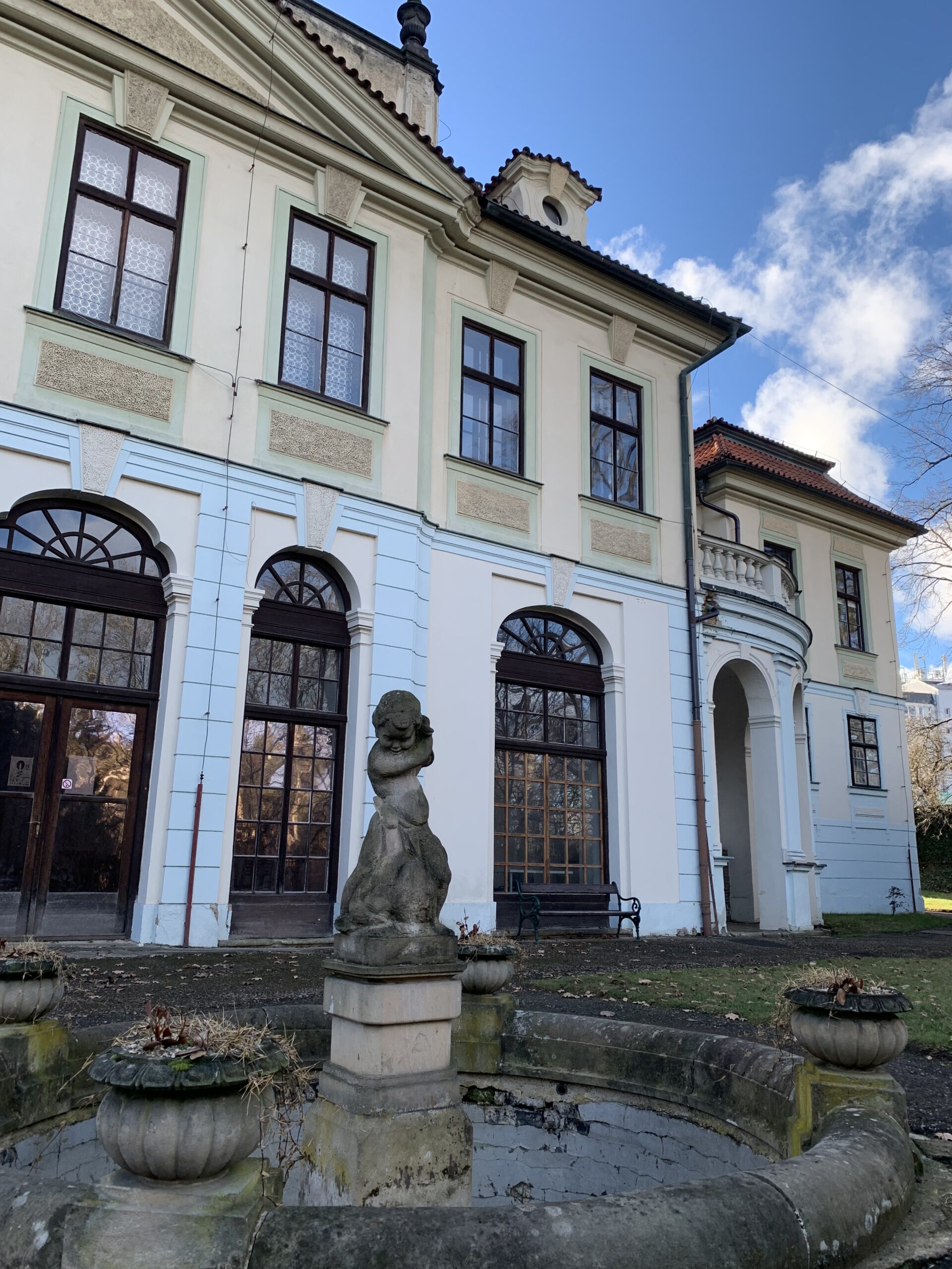 Veleslavín – starobylá ves na trase metra