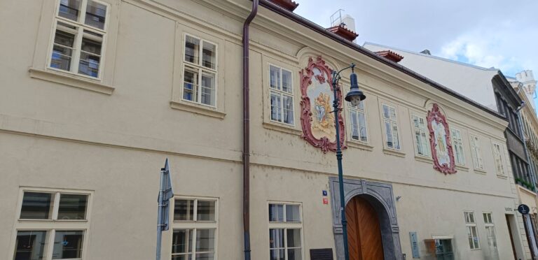 Ztraceným světem Petrské čtvrti