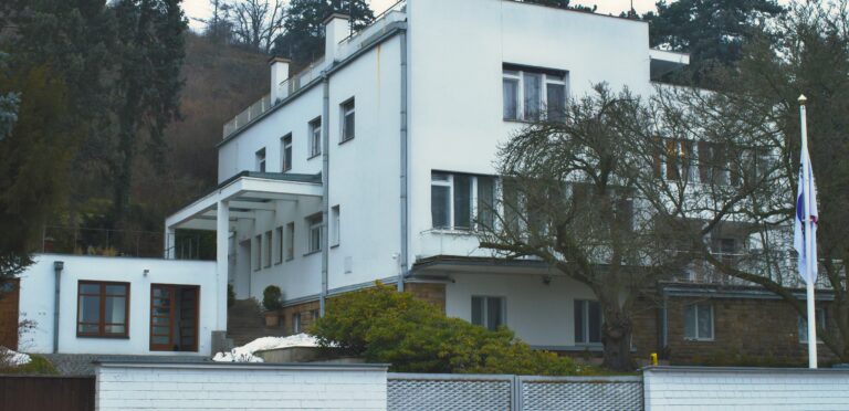 Vily v Praze -Troji