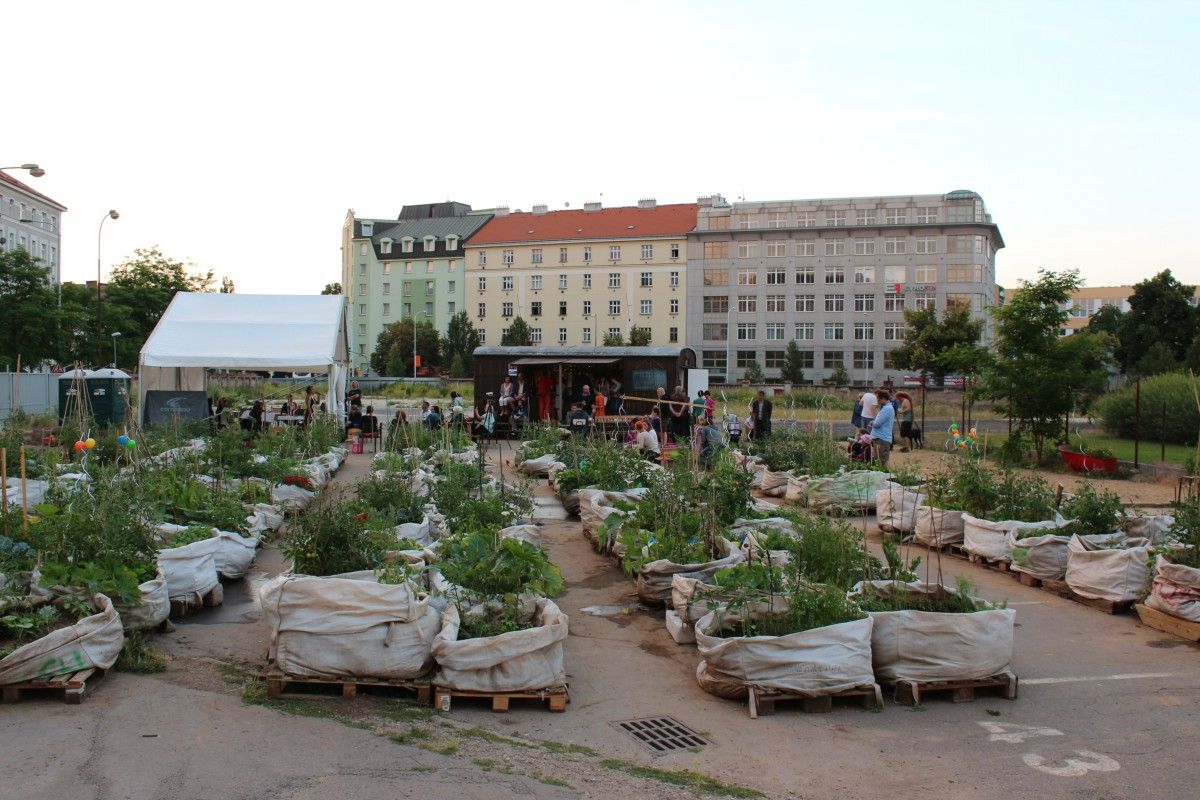 Týdeník Pražský život - Holešovice (díl druhý)