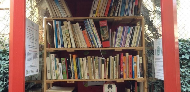Knihovničky a knihobudky