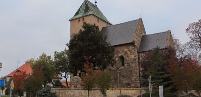 Románská perla mimo historické centrum