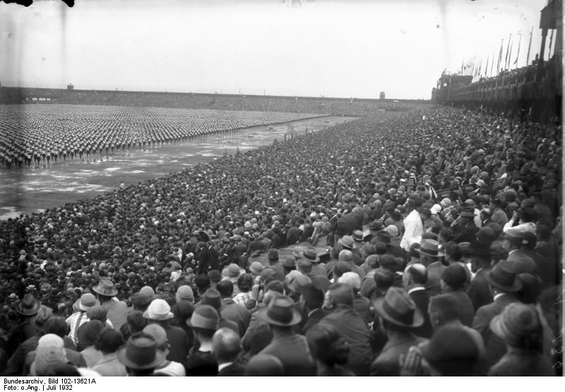 Strahovský stadion - světové NEJ chtěné či nechtěné?